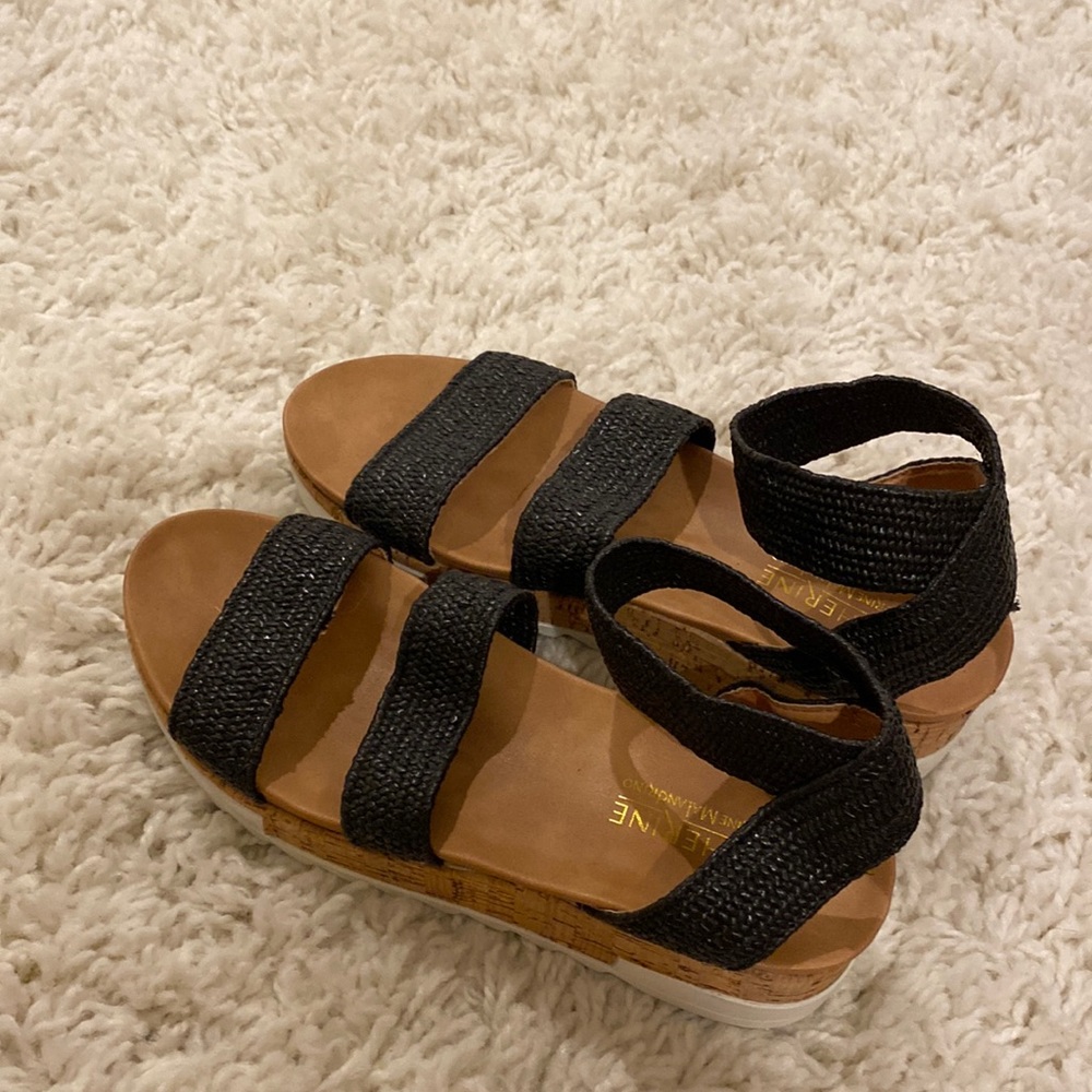 Super cute sandals